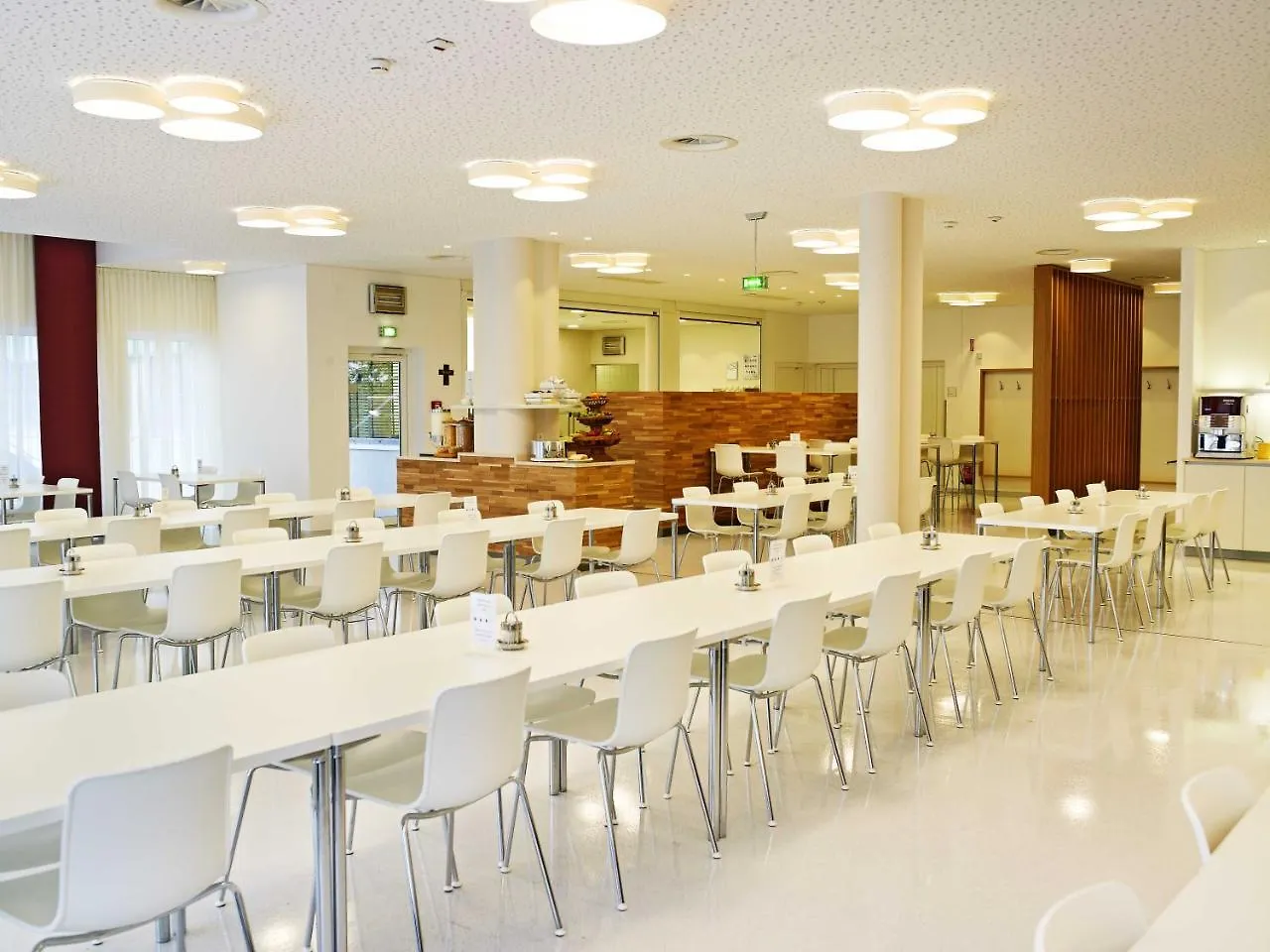 אכסניה Kolpinghaus Salzburg - Sommerhostel אוסטריה
